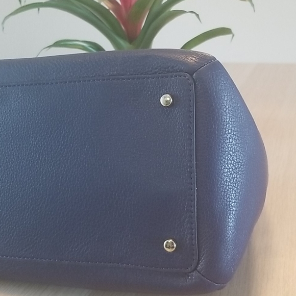 🛍SOLD🛍*NWOT* Kate Spade Tote - Picture 7 of 7